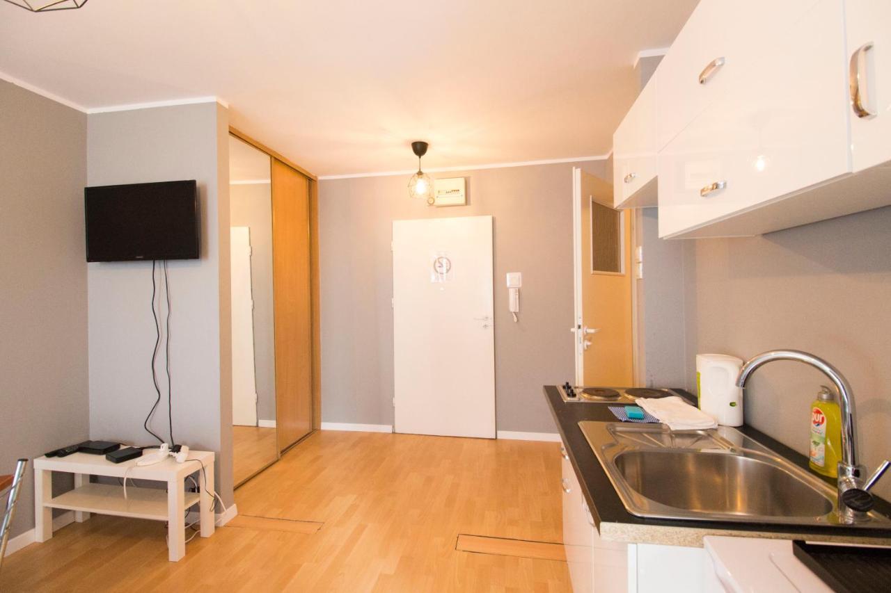 Apartsystem- Self Check In 24H Saturn Apartamento Breslavia Exterior foto
